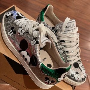 MOA CONCEPT X DISNEY WOMENS SHOES